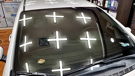 안성 썬팅 k3 차량 보라색 변색 및 후면 뽀글이 전체 재시공