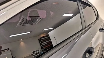 평택 썬팅 올뉴투싼 보라색 변색 차량 솔라가드 HP스모크 필름으로 전체 재시공 작업 후기