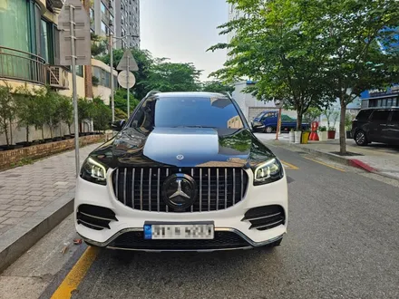 벤츠 GLS600 마이바흐 듀오톤랩핑, 화이트 차량 상단 고광택 블랙 투톤 시공 / 서울 마포