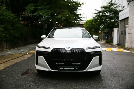 신형 BMW 740i 크롬죽이기 크롬딜리트 7시리즈 그릴 윈도우몰딩 랩핑 / 서울 마포구