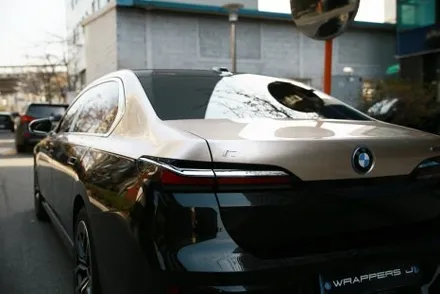 BMW i7 투톤랩핑, 7시리즈 듀오톤 샴페인골드 랩핑 후기 / 서울 마포