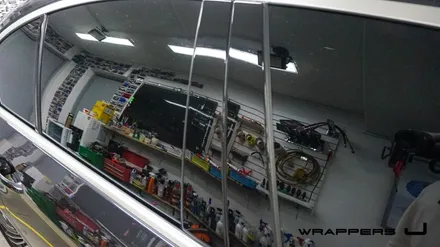 BMW 530i 그릴랩핑 윈도우몰딩 실내랩핑 하이그로시랩핑 휀다덕트랩핑 생활보호PPF 부분ppf 윈도우크롬몰딩랩핑 / 서울 마포구