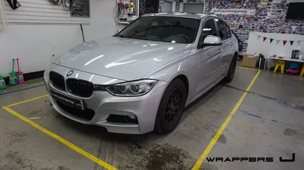 3시리즈 F30 BMW 320d 전체랩핑 사틴 뱀파이어 레드 / 서울 마포구