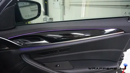 BMW 530i 그릴랩핑 윈도우몰딩 실내랩핑 하이그로시랩핑 휀다덕트랩핑 생활보호PPF 부분ppf 윈도우크롬몰딩랩핑 / 서울 마포구