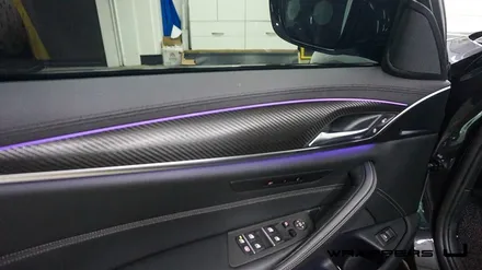 BMW 530i 그릴랩핑 윈도우몰딩 실내랩핑 하이그로시랩핑 휀다덕트랩핑 생활보호PPF 부분ppf 윈도우크롬몰딩랩핑 / 서울 마포구