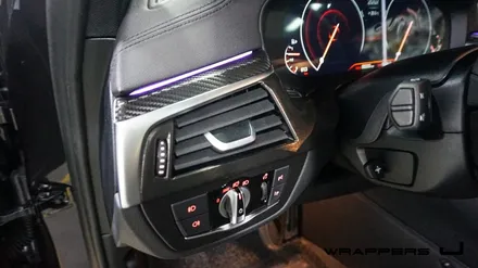 BMW 530i 그릴랩핑 윈도우몰딩 실내랩핑 하이그로시랩핑 휀다덕트랩핑 생활보호PPF 부분ppf 윈도우크롬몰딩랩핑 / 서울 마포구