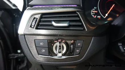 BMW 530i 그릴랩핑 윈도우몰딩 실내랩핑 하이그로시랩핑 휀다덕트랩핑 생활보호PPF 부분ppf 윈도우크롬몰딩랩핑 / 서울 마포구