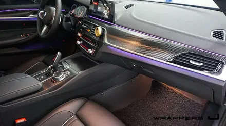BMW 530i 그릴랩핑 윈도우몰딩 실내랩핑 하이그로시랩핑 휀다덕트랩핑 생활보호PPF 부분ppf 윈도우크롬몰딩랩핑 / 서울 마포구