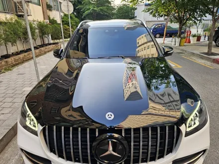벤츠 GLS600 마이바흐 듀오톤랩핑, 화이트 차량 상단 고광택 블랙 투톤 시공 / 서울 마포