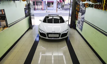 아우디 R8 V10 스파이더 2015년식▶ 하이브리드 파워켑 30F 과 비위드 RT-1 블루투스를 장착하여 사제 스피커 200% 다르게 청취하기. / 서울 마포구 신수동