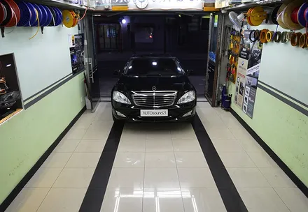 벤츠 S550 2008년식▶ RT-1, 비위드 블루투스 장착과 Sound Up 헤드켑 장착하여 신형 차량처럼 음악 청취하세요. / 서울 마포구 신수동