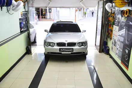 BMW 7시리즈 735Li 2005년식▶ AUX 개조 및 음질전용 블루투스 및 헤드켑 작업. / 서울 마포구 신수동