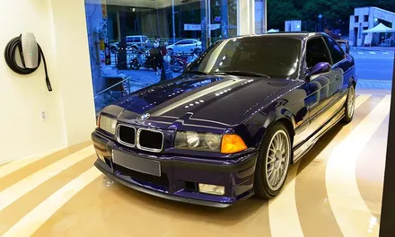 BMW 318i E36 1997년식▶ 차량 전기 성능의 중요성을 아시는 고객님, 하이브리드 파워켑 + 순정 오디오 AUX 생성 / 서울 마포구 신수동