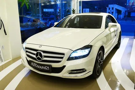 벤츠 CLS350 2013년식 ▶ 최고 음질을 입력하는 WTX-700 (Hi-Fi)  블루투스 + 사운드업 헤드켑 / 서울 마포구 신수동