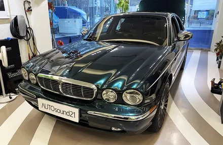 재규어 XJ 2004년식▶ 순정 모습 그대로, 고음질 WTX-700 블루투스 + 하이브리드 파워켑 8F / 서울 마포구 신수동