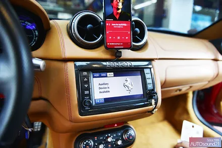 페라리 캘리포니아 2010년식▶ HYBRID POWER CAP 30F 제품과 ABILITY 음질전용 블루투스를 장착하여 슈퍼카를 더욱 슈퍼카답게. / 서울 마포구 신수동
