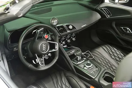 아우디 R8 스파이더 2022년식▶ Hybrid Power Cap 30F 을 장착하여 차량 전체의 전기 성능을 안정화 시킵니다. / 서울 마포구 신수동