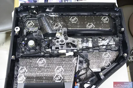 벤츠 G63 AMG 에디션 2020년식▶ 신형 지바겐 차량에 모렐 Limited Edition 및 DATASAT 스피커 + 하이브리드파워켑 + 블루투스 / 서울 마포구 신수동