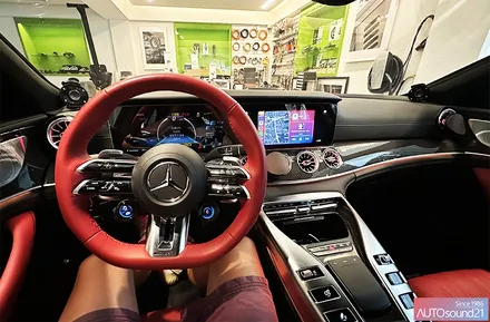 벤츠 GT63 AMG 2023년식▶ 평생 사용 가능한 카오디오! 헬릭스 V12 DSP + 포칼 유토피아 2웨이 스피커 + ETON 우퍼 + 하이브리드 파워켑 30F / 서울 마포구 신수동