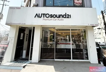 테슬라 모델Y 주니퍼 RWD 2026년식▶ RWD에 없는 서브우퍼 10인치, 포칼 2웨이 스피커 FOCAL ES 165 KE를 장착합니다. / 서울 마포구 신수동