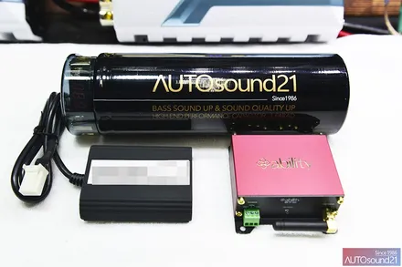 렉서스 GS430 2006년식▶ AUX 생성기 + 차량용 블루투스 리시버 + 사운드업 헤드켑을 장착합니다. / 서울 마포구 신수동