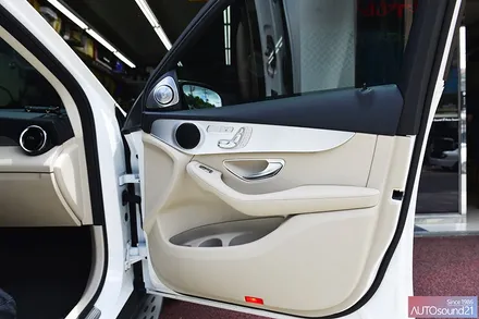 벤츠 GLC 350e 2018년식▶ DATASAT 핸드메이드 1인치 트위터, 3인치 스피커 + 부메스터st 전동트위터 작업. / 서울 마포구 신수동