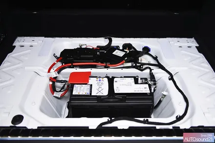 벤츠 G63 AMG 에디션 2020년식▶ 신형 지바겐 차량에 모렐 Limited Edition 및 DATASAT 스피커 + 하이브리드파워켑 + 블루투스 / 서울 마포구 신수동