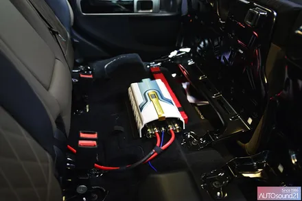 벤츠 G63 AMG 에디션 2020년식▶ 신형 지바겐 차량에 모렐 Limited Edition 및 DATASAT 스피커 + 하이브리드파워켑 + 블루투스 / 서울 마포구 신수동