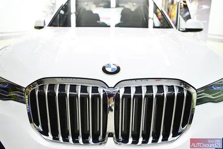 BMW X7 2020년식▶ 오토사운드21의 USB 옥스생성기와 Sound UP 헤드켑으로 신차 필수구매 제품을 확인하세요. / 서울 마포구 신수동