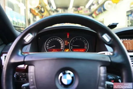 BMW 750Li 2008년식▶ 오디오가 나오지 않는다면 커맨드, 헤드유닛, 앰프 전체적인 점검 후 수리하세요. / 서울 마포구 신수동