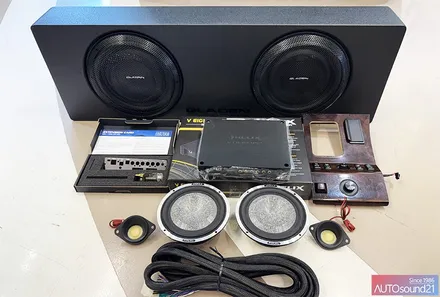 벤츠 지바겐 G320 2000년식▶ 헬릭스 V8 DSP를 기준으로 포칼 스피커와 글라덴 모스코니 서브우퍼를 장착합니다. / 서울 마포구 신수동