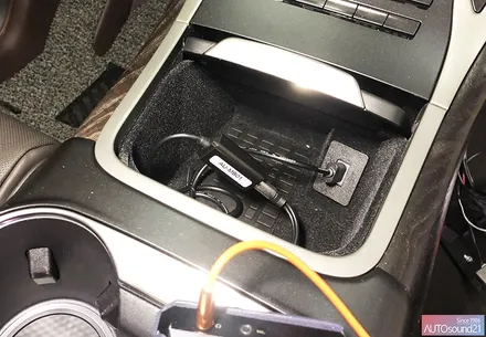 링컨 노틸러스 2020년식▶ USB TO AUX 제품으로 외부입력을 생성하여 네비게이션과 연결하고, 사운드업 헤드켑 장착합니다. / 서울 마포구 신수동