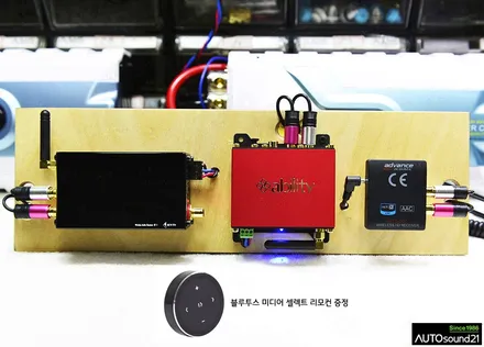 포르쉐 카이맨 S 2014년식▶ 음질전용 블루투스 최신형 WTX700 +차량 전기 업그레이드! Sound UP 헤드켑 작업. / 서울 마포구 신수동