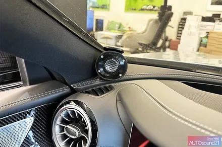 벤츠 GT63 AMG 2023년식▶ 평생 사용 가능한 카오디오! 헬릭스 V12 DSP + 포칼 유토피아 2웨이 스피커 + ETON 우퍼 + 하이브리드 파워켑 30F / 서울 마포구 신수동