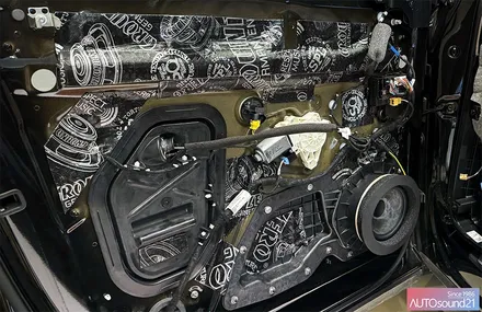 아우디 Q8 e-tron 2024년식▶ 항상 아쉬웠던 스피커 옵션, 보증 문제 없이 편하게 스피커 유닛 교체해보세요. / 서울 마포구 신수동