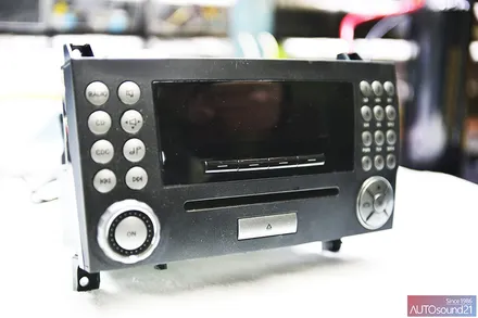 벤츠 SLK350 AMG 2005년식▶ 시디는 그만, Hi-Fi Bluetooth 제품과 Sound UP Headcap으로 새로운 사운드를. / 서울 마포구 신수동