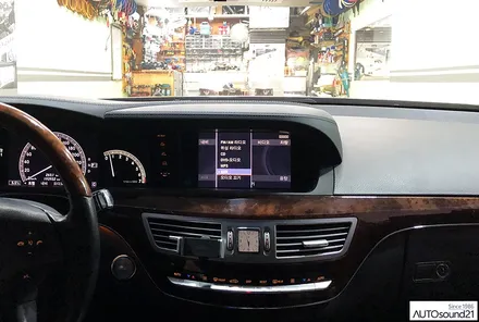 벤츠 S550 2008년식▶ RT-1, 비위드 블루투스 장착과 Sound Up 헤드켑 장착하여 신형 차량처럼 음악 청취하세요. / 서울 마포구 신수동