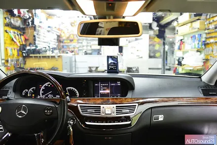벤츠 S500 2006년식▶ 벤츠 S클래스 차량에 차량용 블루투스 리시버와 SOUND UP HEADCAP을 설치합니다. / 서울 마포구 신수동