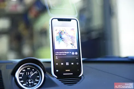 포르쉐 911 카레라4 GTS 2019년식▶ USB to AUX 생성기 + 음질전용 블루투스 비위드 RT-1 / 서울 마포구 신수동