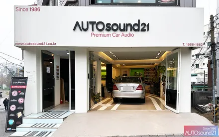 벤츠 C클래스 W203 2003년식▶ 카세트 테이프 데크에 직렬 옥스개조 하여 고음질 블루투스를 설치합니다. / 서울 마포구
