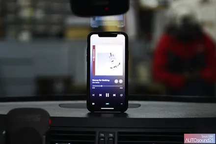 렉서스 GS430 2006년식▶ AUX 생성기 + 차량용 블루투스 리시버 + 사운드업 헤드켑을 장착합니다. / 서울 마포구 신수동