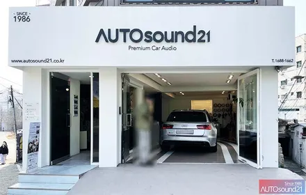 아우디 RS6 2018년식▶ 고성능 차량의 전기 성능, 전압 안정성을 높입니다. 하이브리드 파워켑 8F 제품 장착 / 서울 마포구 신수동