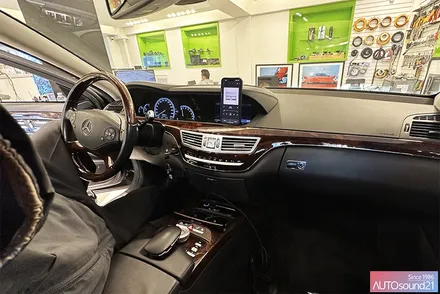 벤츠 S클래스 S500 2010년식▶ 차량에서 고음질 음원을 청취하고 싶으신가요? WTX-700 블루투스 + 헤드켑 장착 / 서울 마포구 신수동