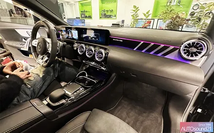 벤츠 CLA 45S AMG 2021년식▶ 자출 차량에 최고! 매치 62DSP + 매치 7ED 서브우퍼 장착으로 6채널 꽉채워 카오디오 튜닝 / 서울 마포구