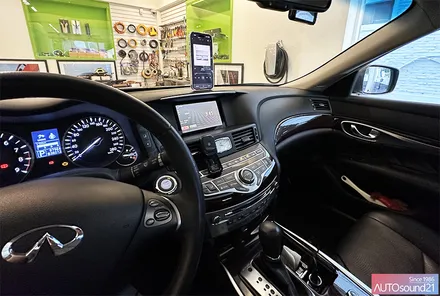 인피니티 M37 2010년식▶ USB to AUX 제품 + WTX-700 블루투스 + 헤드켑 장착합니다. / 서울 마포구