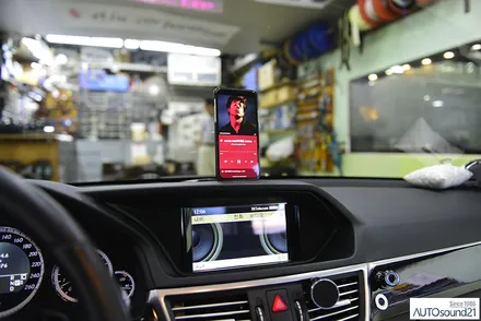 벤츠 E클래스 E300 2011년식▶ All New 사운드업 헤드켑과 고음질 음질전용 블루투스를 설치하여 차량에서 영화관같은 사운드를 청취하세요. / 서울 마포구 신수동