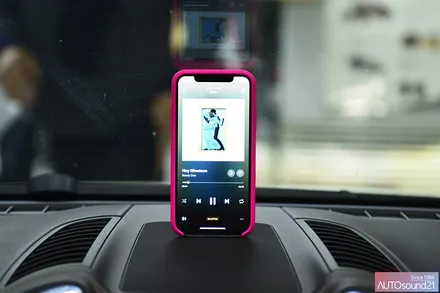 포르쉐 카이엔 디젤 2011년식▶ 순정블루투스와 비교불가한 CODEC의 Bluetooth와 Sound UP HEADCAP 작업. / 서울 마포구 신수동