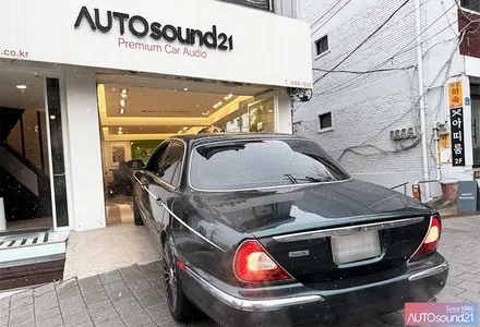 재규어 XJ 2004년식▶ 순정 모습 그대로, 고음질 WTX-700 블루투스 + 하이브리드 파워켑 8F / 서울 마포구 신수동