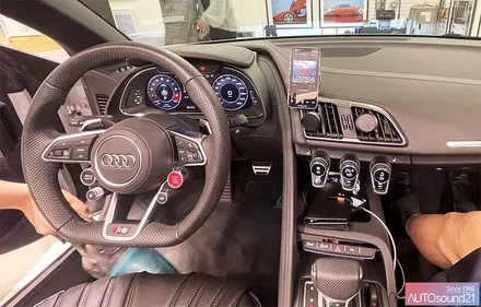 아우디 R8 스파이더 2022년식▶ Hybrid Power Cap 30F 을 장착하여 차량 전체의 전기 성능을 안정화 시킵니다. / 서울 마포구 신수동