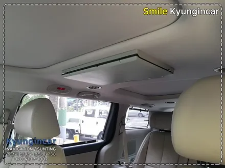 인천 더뉴카니발 아크로폴리스 T-173 터치 천정모니터 장착 / 경인카